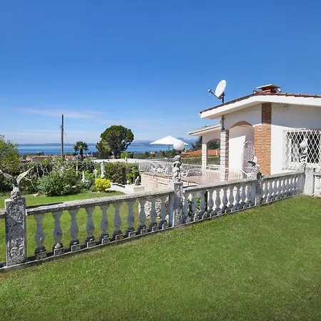 Florinda Villa